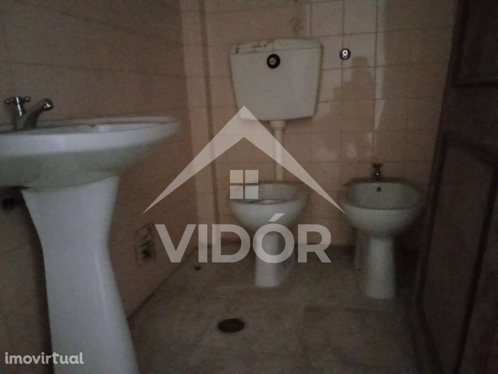 Loja com 25m2 no Mercado Municipal da Baixa da Banheira - Grande imagem: 5/6