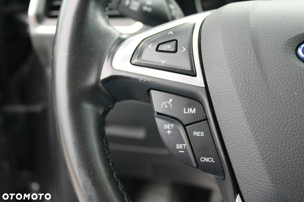 Ford S-Max - 18