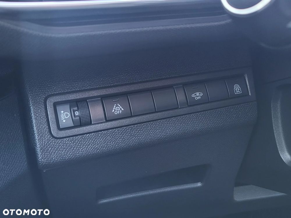 Peugeot 3008 1.5 BlueHDi Allure S&S - 15