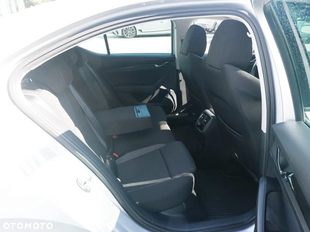 Skoda Octavia 1.5 TSI ACT Ambition - 17