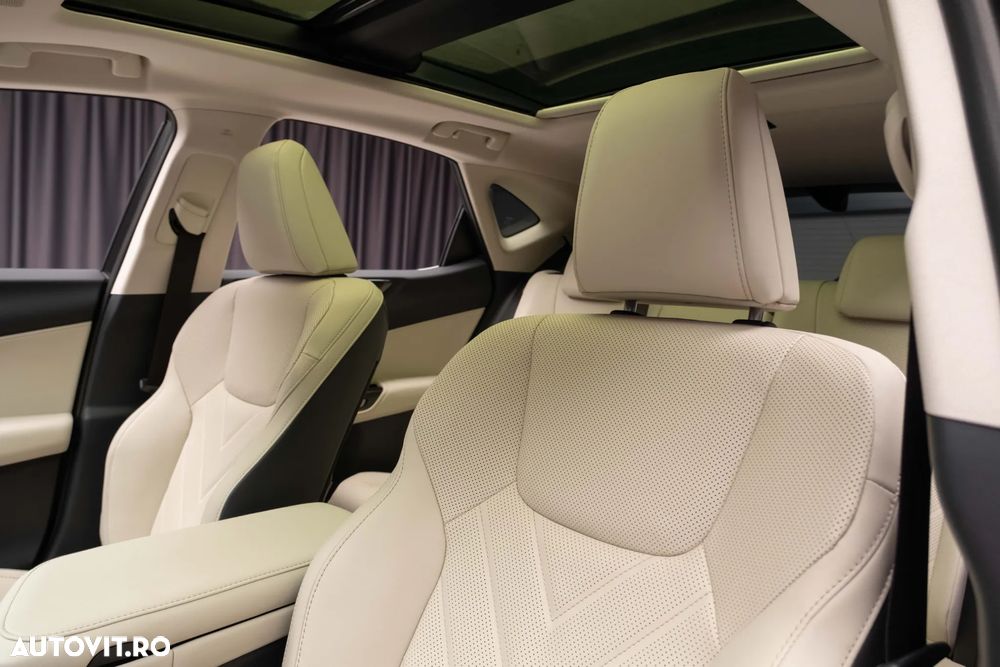 Lexus Seria NX 450h+ E-FOUR Luxury - 25