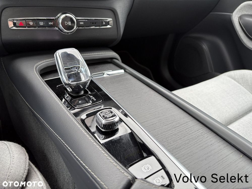 Volvo XC 90 - 14
