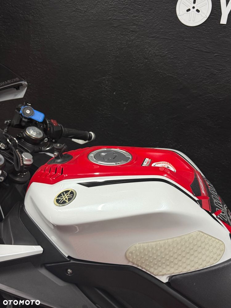 Yamaha YZF - 14