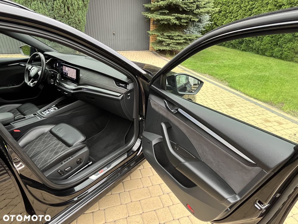 Skoda Octavia 2.0 TDI DSG 4x4 RS Plus - 15