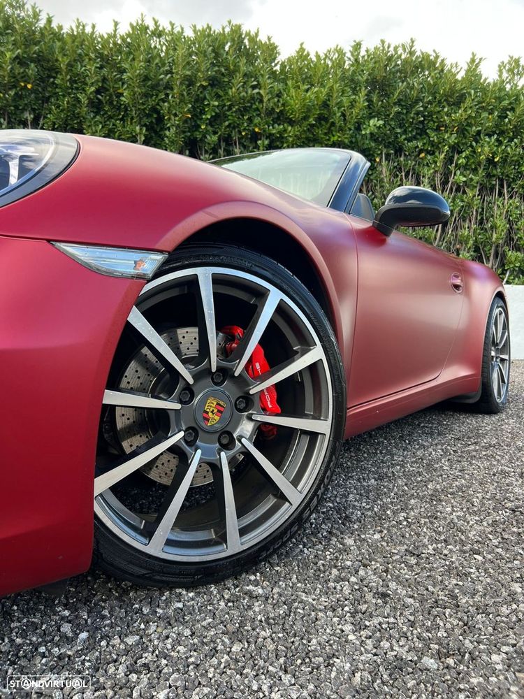 Porsche 911 Série F - 18