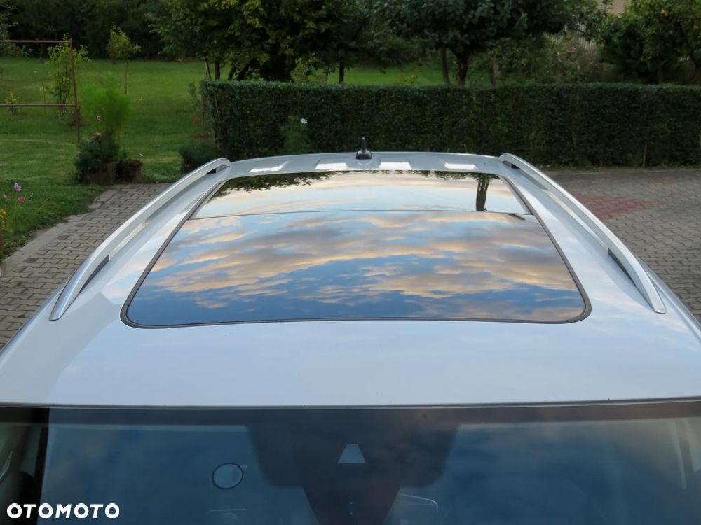 Volkswagen Tiguan Allspace - 9