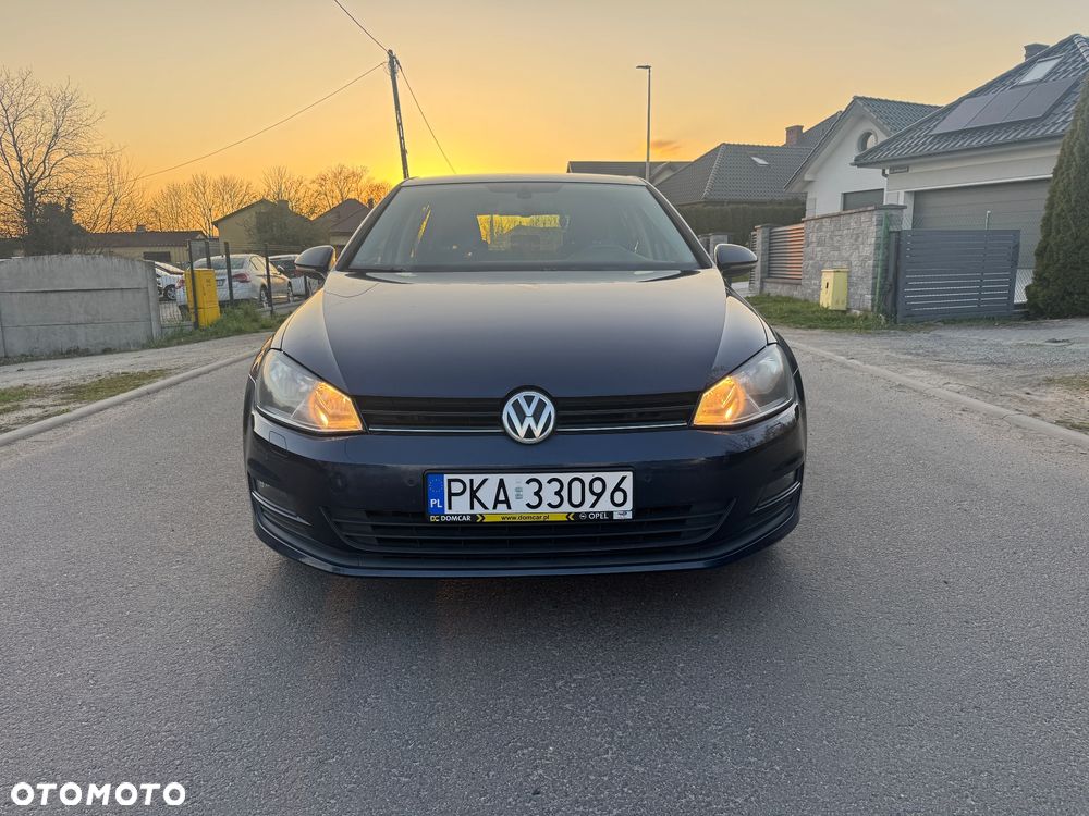 Volkswagen Golf 1.2 TSI BlueMotion Technology Comfortline - 2