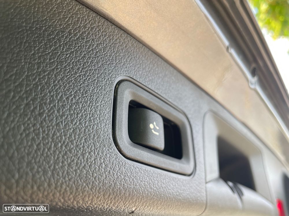 Mercedes-Benz GLA 250 e 8G-DCT Edition Progressive Line - 8