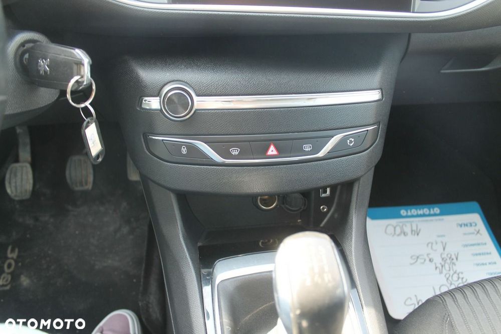 Peugeot 308 - 17