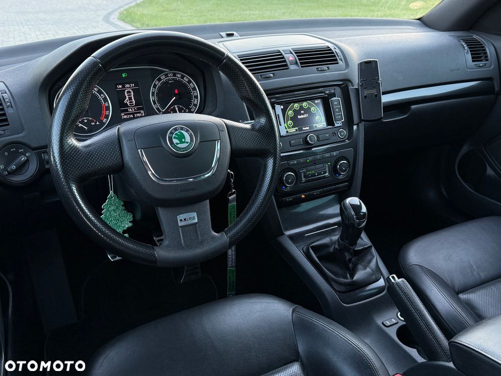 Skoda Octavia 2.0 TDI DPF RS - 15
