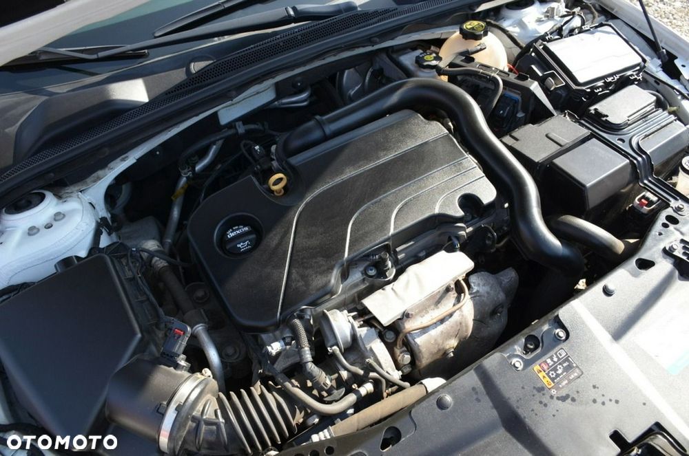 Opel Insignia - 15