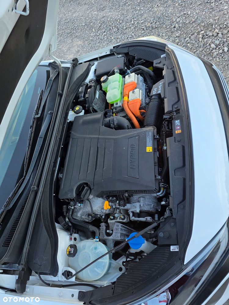 Hyundai IONIQ 1.6 GDI Premium - 25