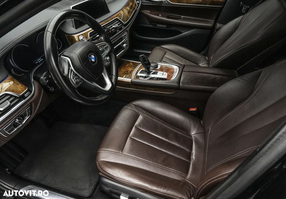 BMW Seria 7 730d - 12