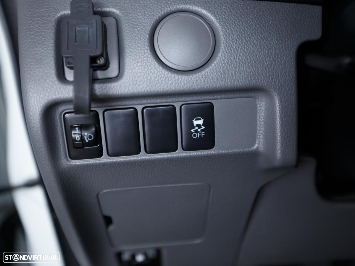 Mitsubishi L200 - 14