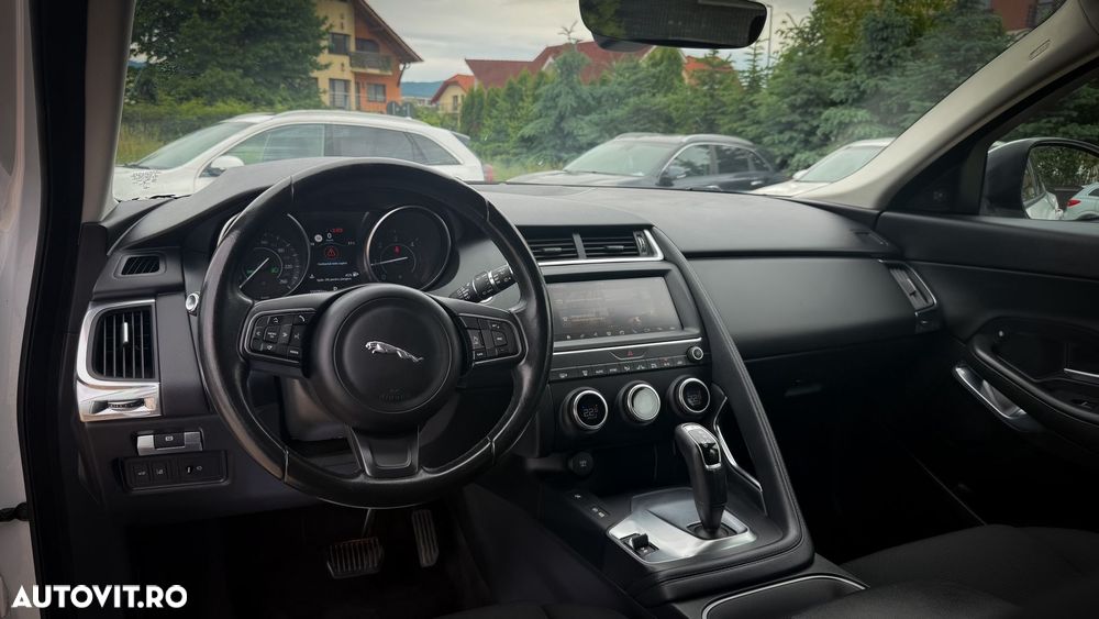 Jaguar E-Pace D150 AWD Aut. R-Dynamic HSE - 11