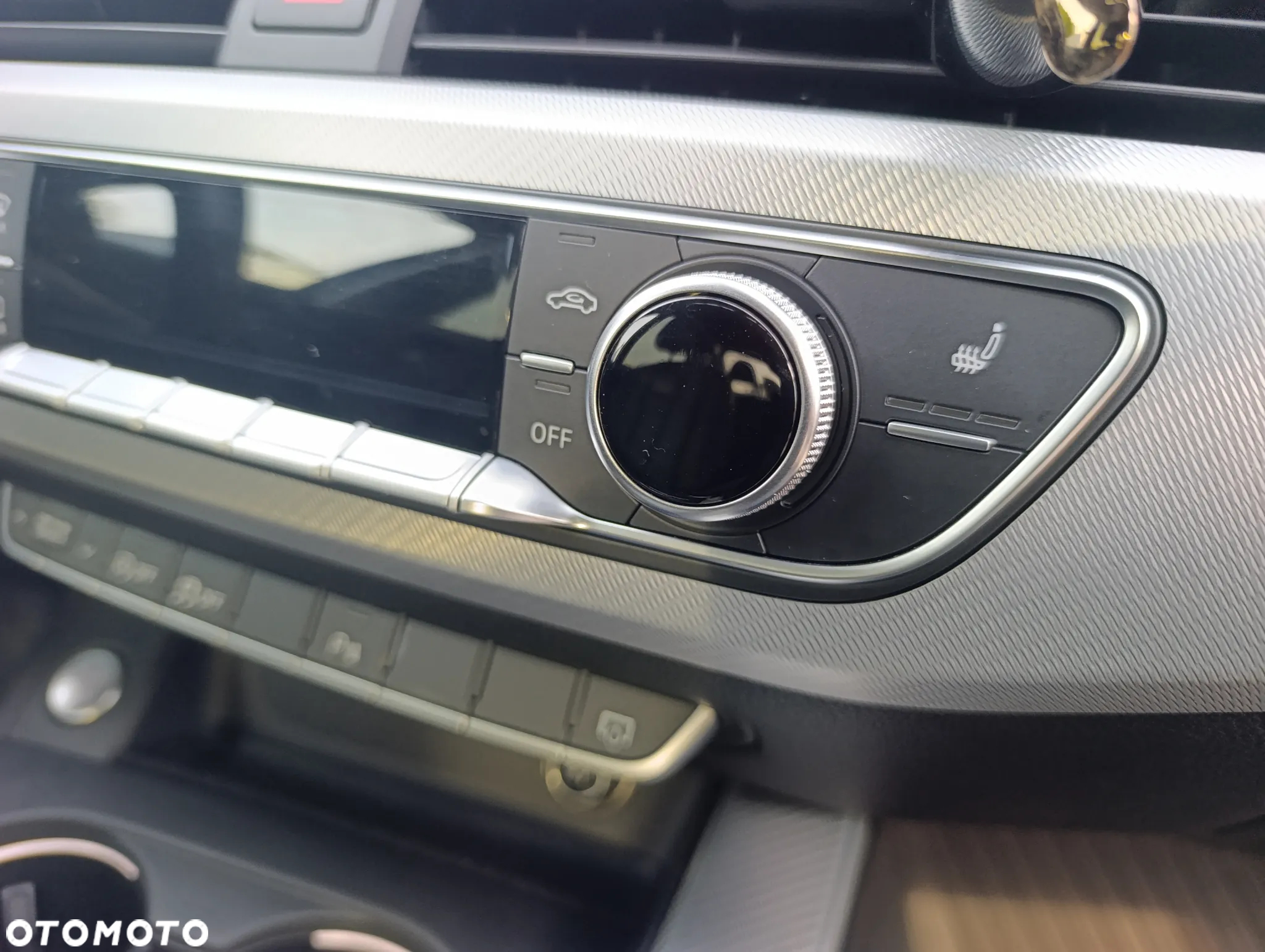 Audi A4 2.0 TFSI Quattro S tronic - 34