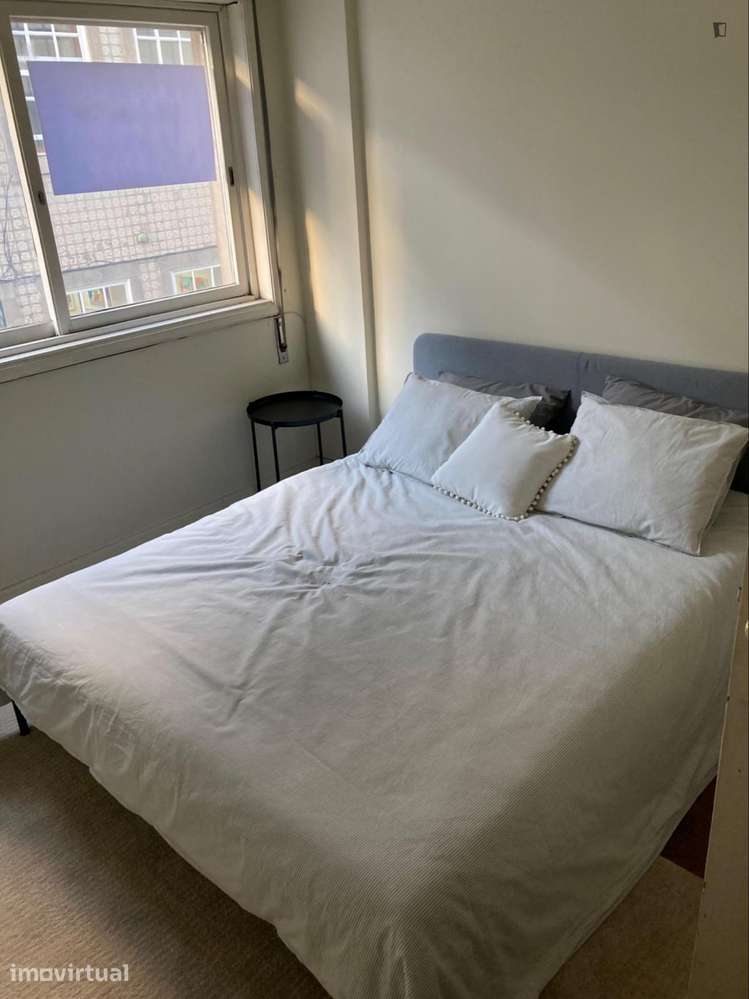 Apartamento com 2 quartos - localizado em Miragaia Porto - Grande imagem: 4/11