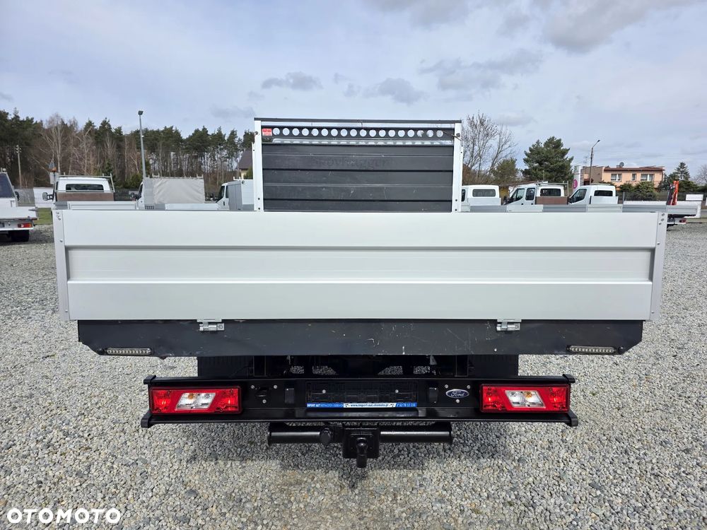 Ford TRANSIT 2,0 TDCI 170 KONNY WYWROTKA 3 STRONNA DOKA BRYGADÓWKA 7 OSOBOWA KLIMA WEBASTO LEDY 150T/KM PRZEBIEGU BLIŻNIAKI DO 3,5T WYWROT GWARANCJA - 5