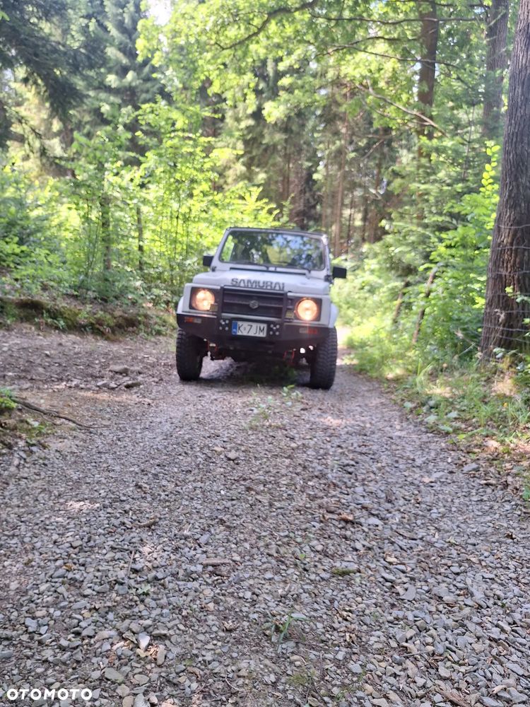 Suzuki Samurai - 2