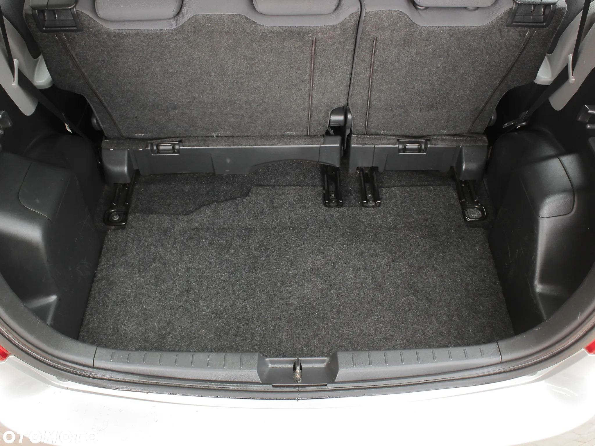Toyota Yaris 1.33 VVT-i Life - 24