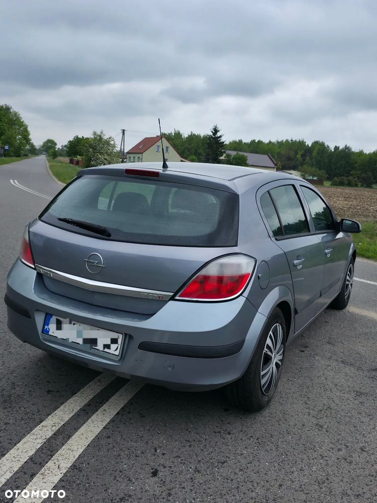 Opel Astra 1.7 CDTI Sport - 3