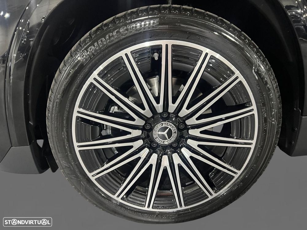 Mercedes-Benz GLA 180 d - 15