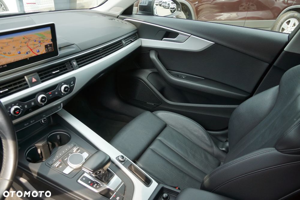 Audi A4 Avant 2.0 TDI S tronic - 24
