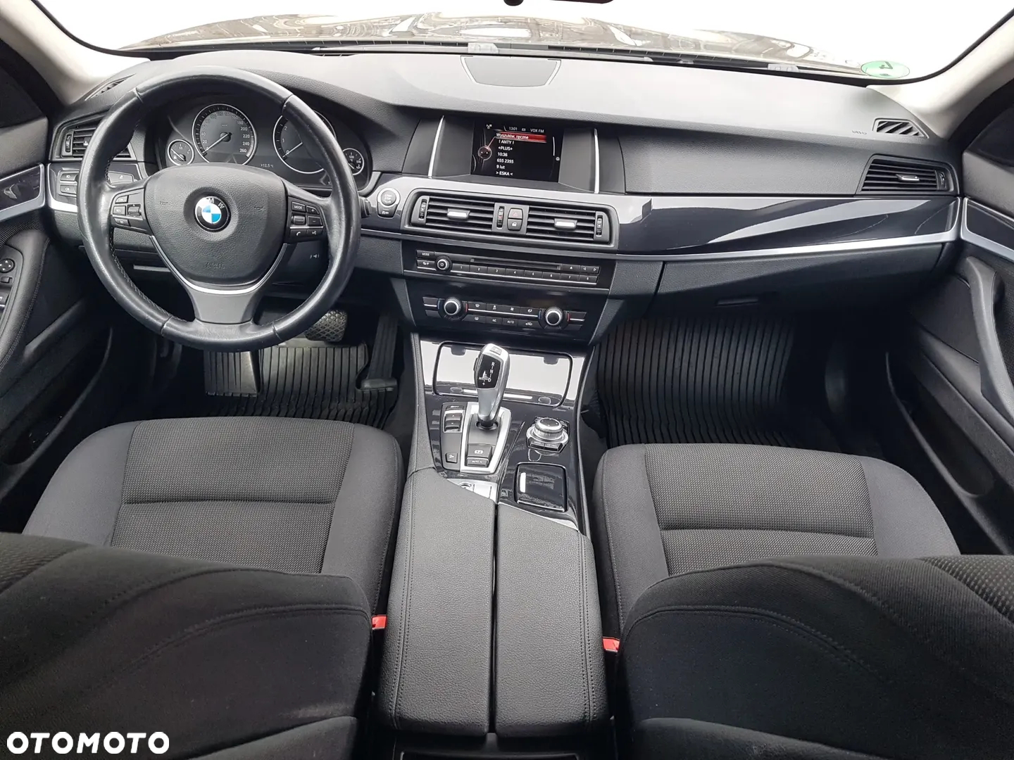 BMW Seria 5 528i xDrive - 5