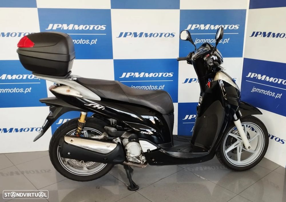 Honda SH 300 ABS - 3