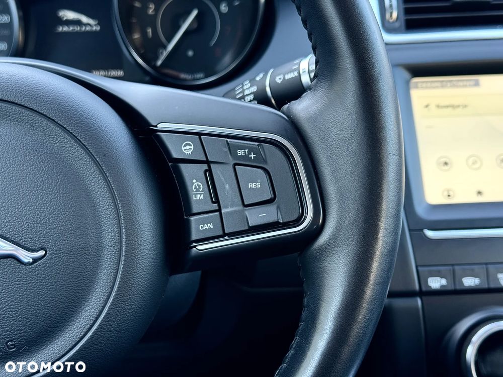 Jaguar E-Pace 2.0 i4P AWD SE - 19