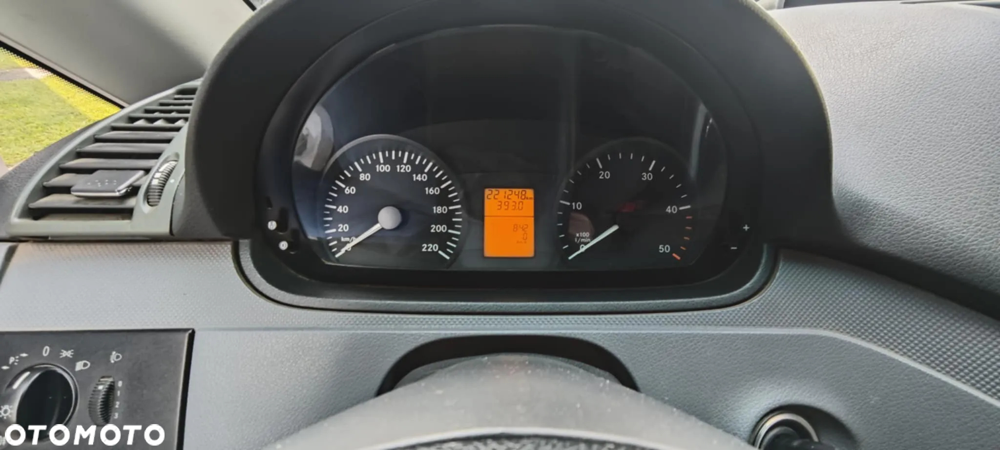 Mercedes-Benz VITO - 10