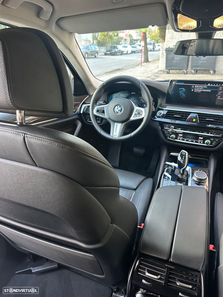 BMW 530 e Line Luxury - 10