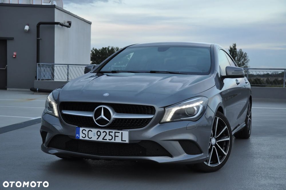 Mercedes-Benz CLA 180 BlueEffICIENCY Edition - 4