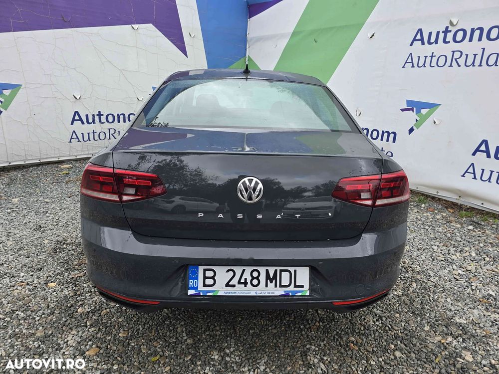 Volkswagen Passat - 6