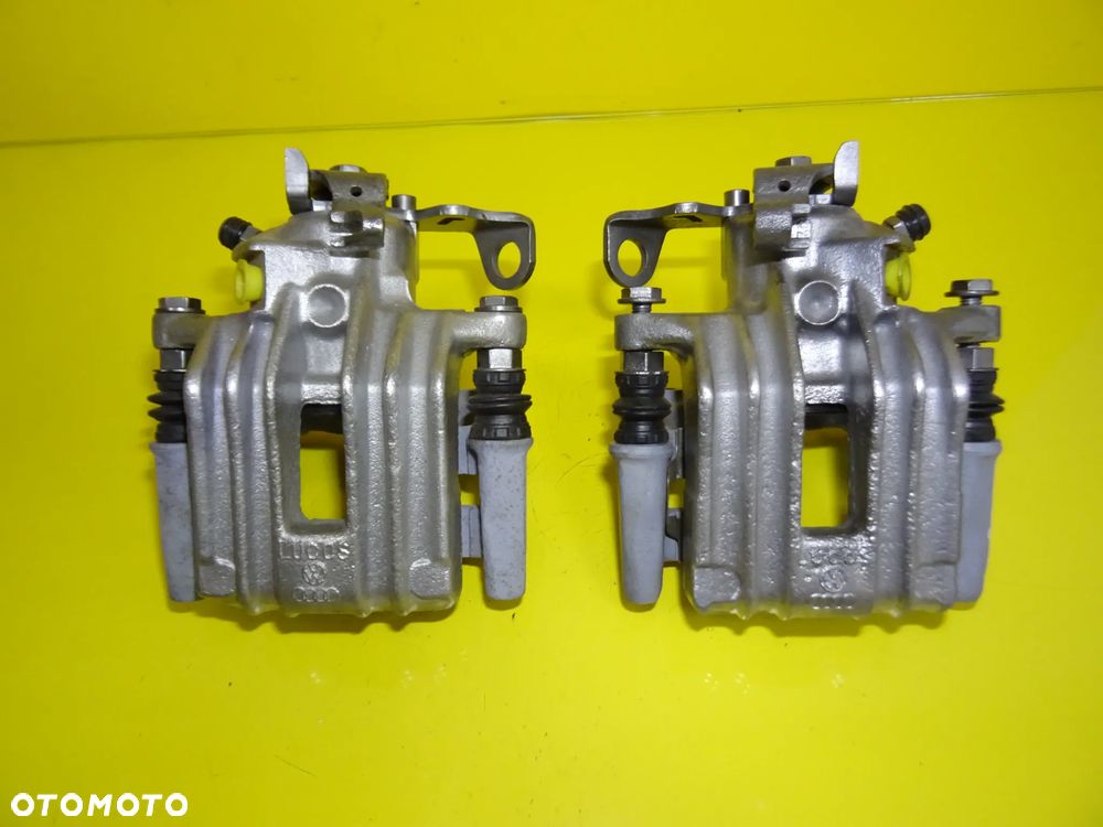 ZACISK ZACISKI HAMULCOWE KOMPLET TYŁ AUDI A3 8L Ø 38MM LUCAS NR2 - 1