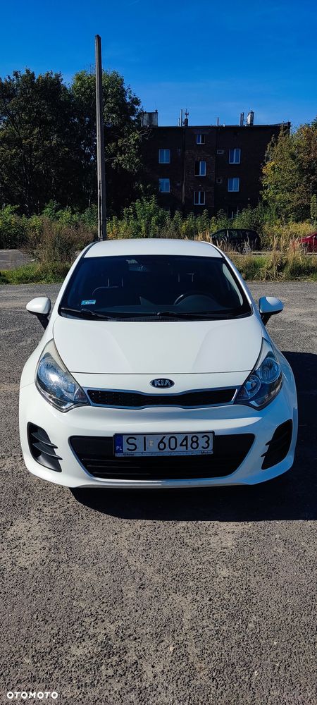 Kia Rio - 3