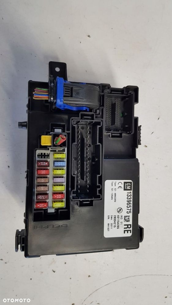 moduł BSI skrzynka Opel Meriva B 1.4 T - 1