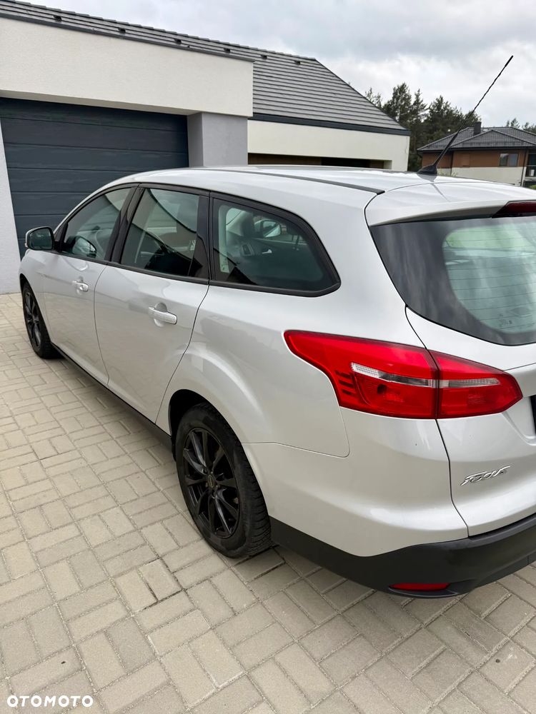 Ford Focus 1.5 EcoBoost Trend ASS - 3