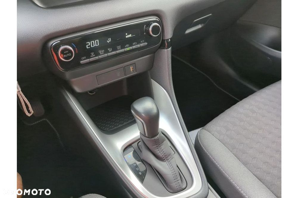 Toyota Yaris Hybrid 1.5 Comfort - 14