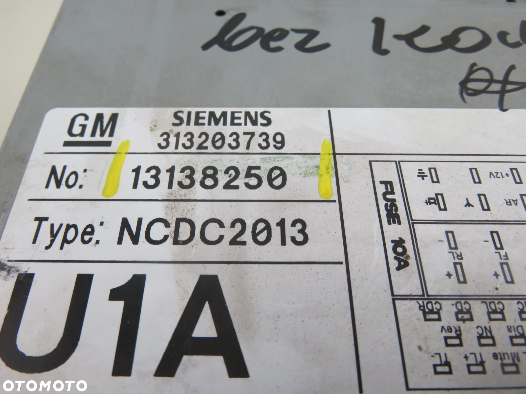 RADIO OPEL VECTRA C GTS (Z02) 13138250 - 6