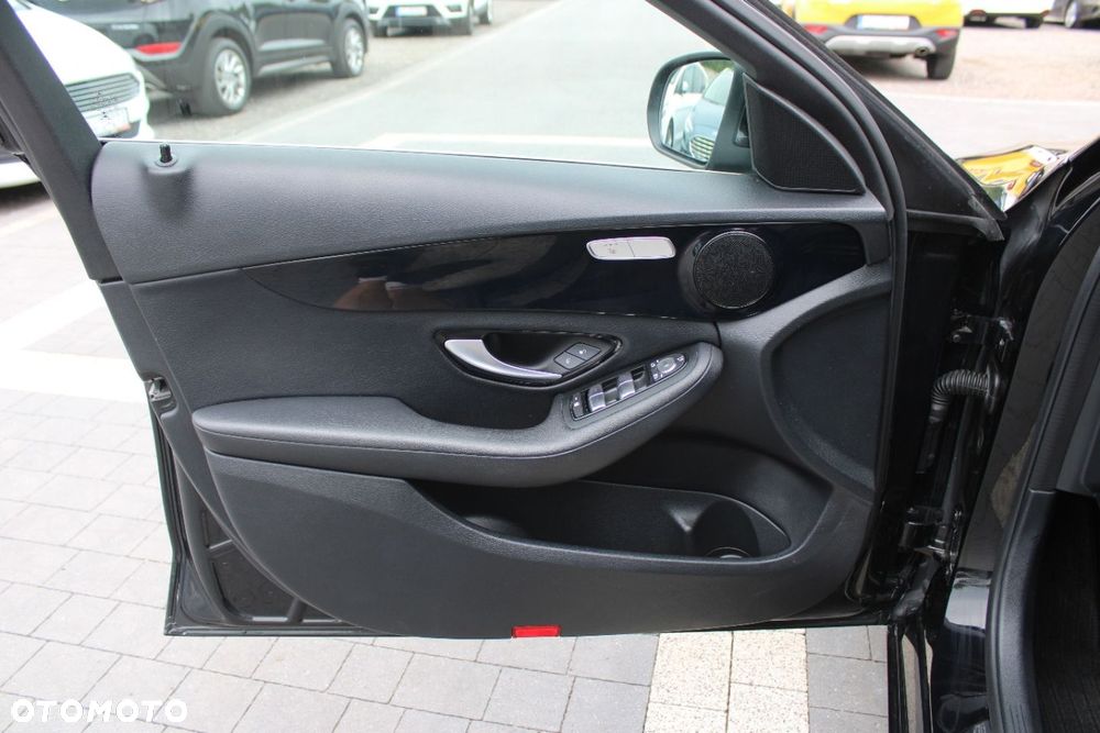 Mercedes-Benz Klasa C 200 (BlueTEC) d 7G-TRONIC Avantgarde - 18