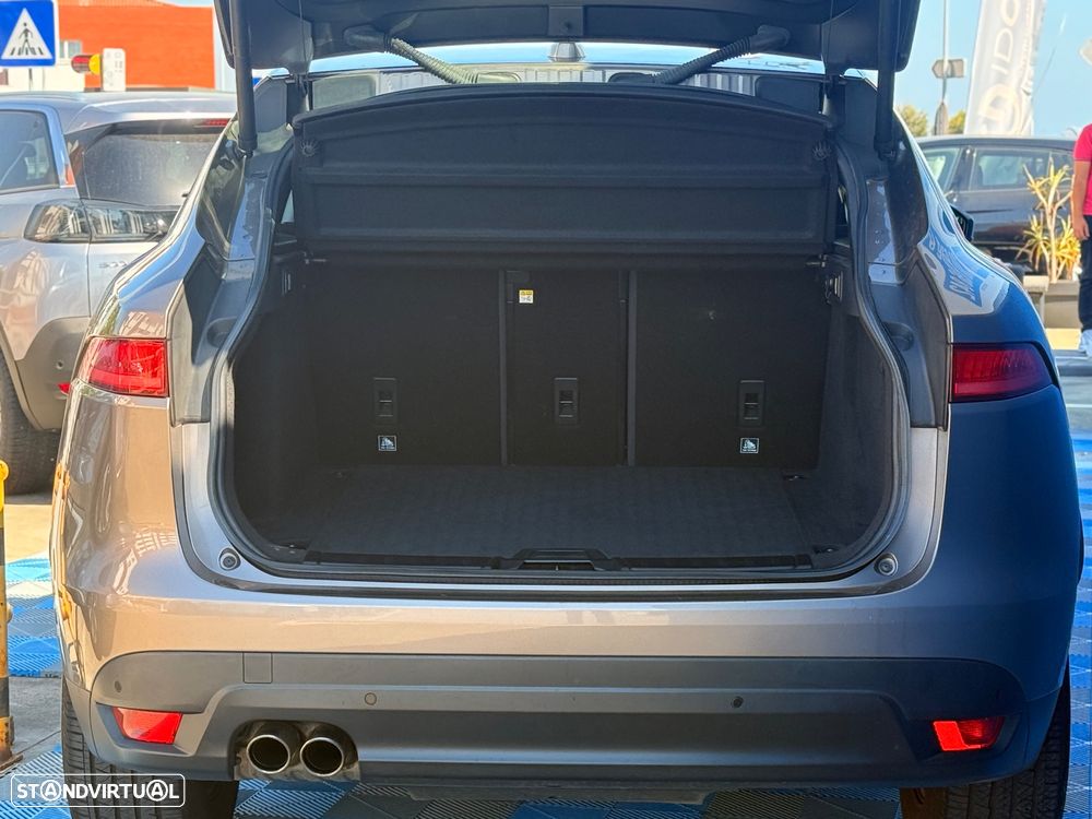 Jaguar F-Pace 2.0 i4D Prestige AWD Aut. - 19