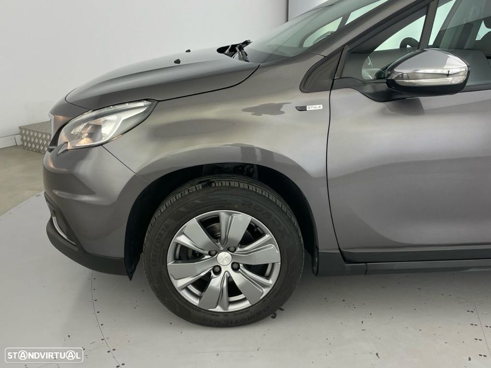Peugeot 2008 1.6 BlueHDi Style - 19