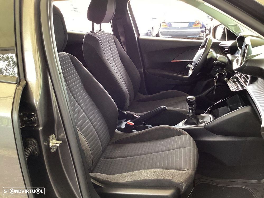 Peugeot 2008 1.2 PureTech Active Pack - 2