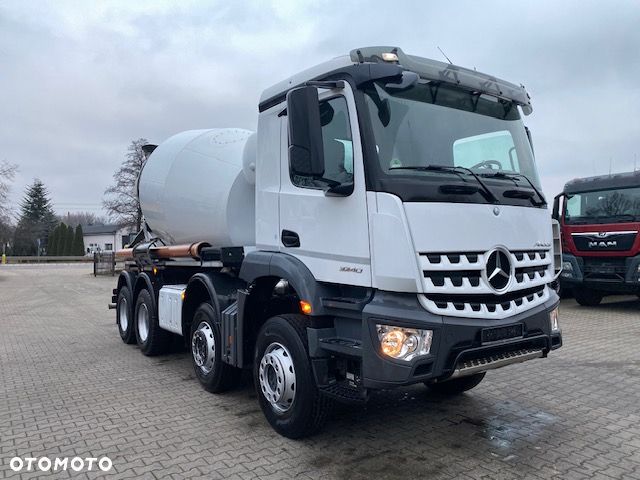 Mercedes-Benz Arocs 3240 8x4 Betonomieszrka Liebherr 9 m3  z Niemiec - 4