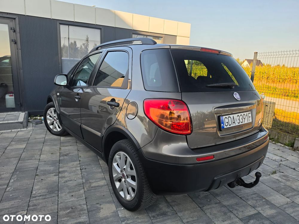 Fiat Sedici - 14