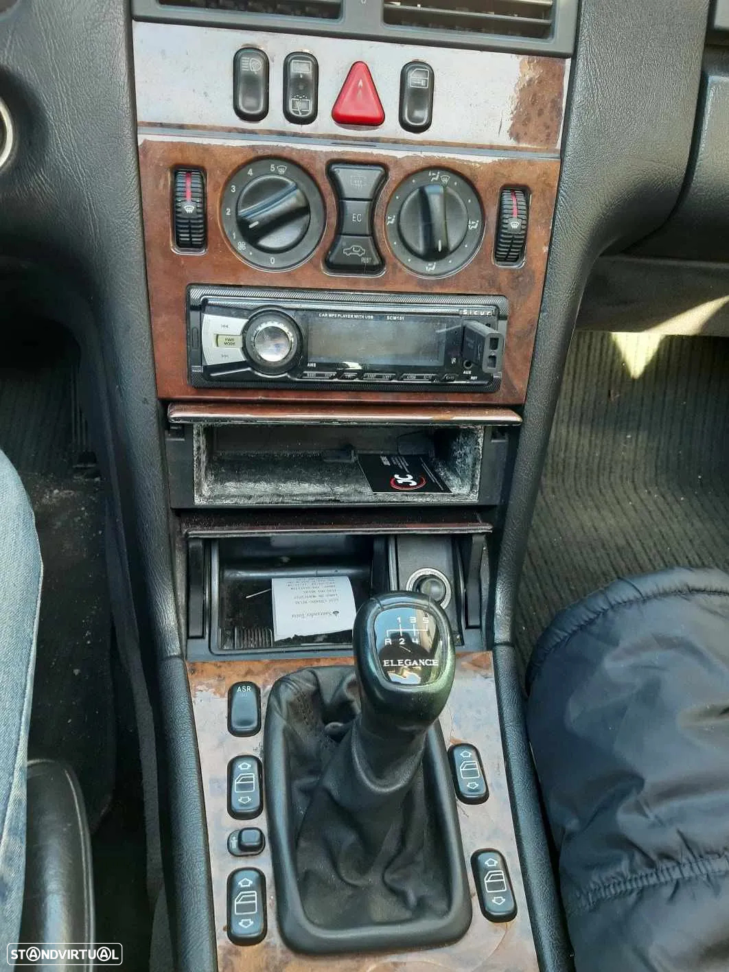 Mercedes-Benz E 250 TD Classic - 12