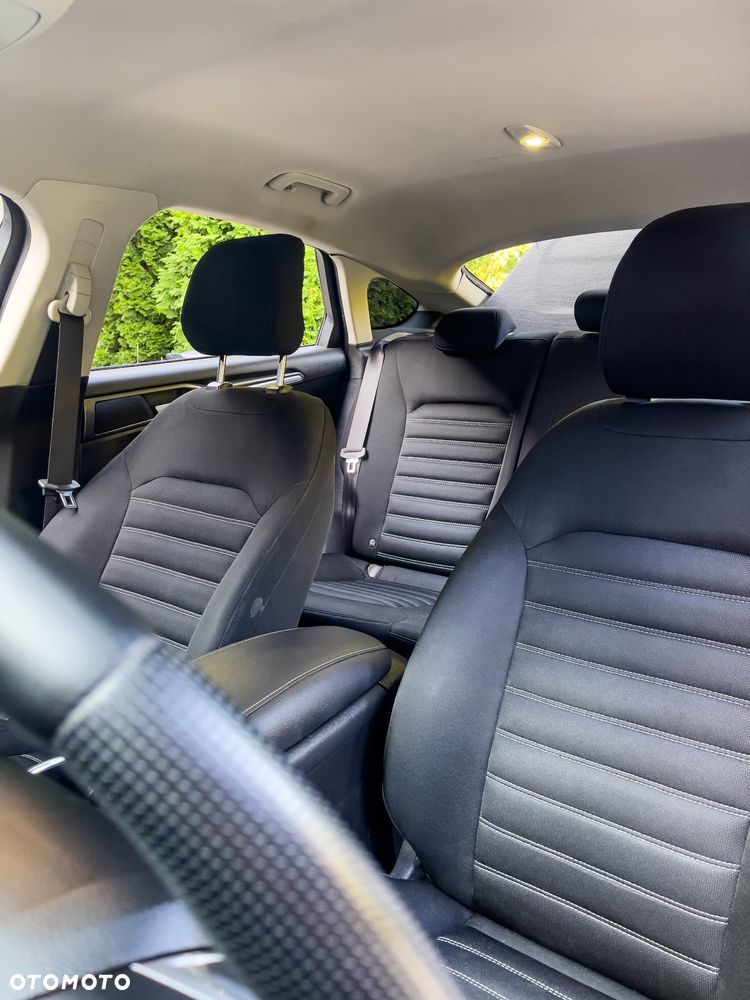 Ford Mondeo - 23