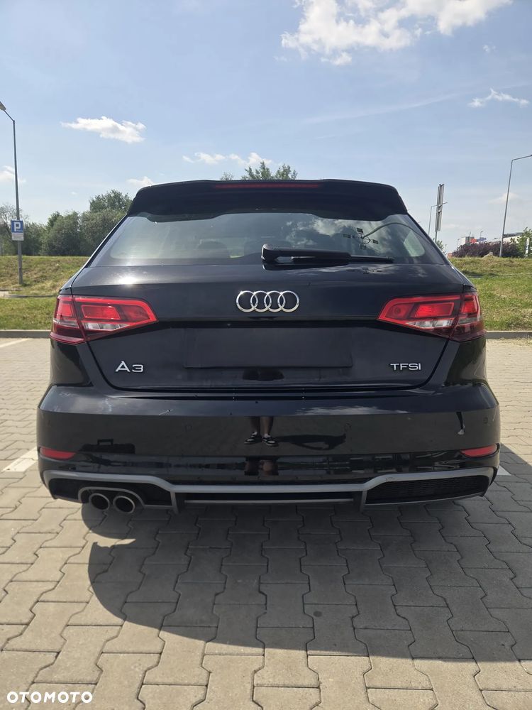Audi A3 Sportback 1.5 TFSI S tronic - 2