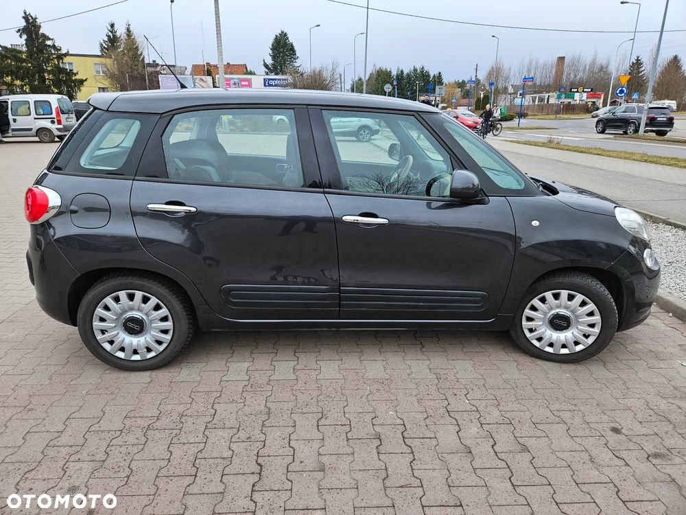 Fiat 500L 1.4 16V Easy - 11